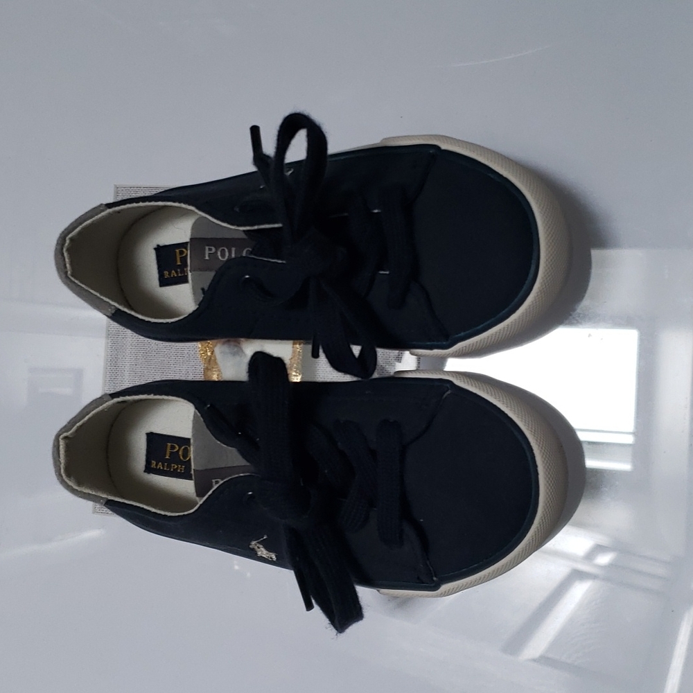 Ralph Lauren toddler size 9